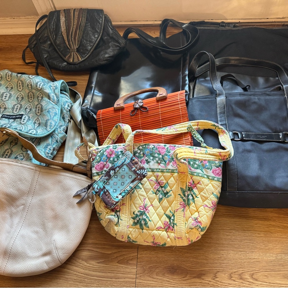 Purse Lot Of  9 Fossil, Sakroots, Kate Spade, Gucci Perfume And More
